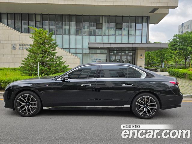 BMW 7-Series 740d xDrive M Sport