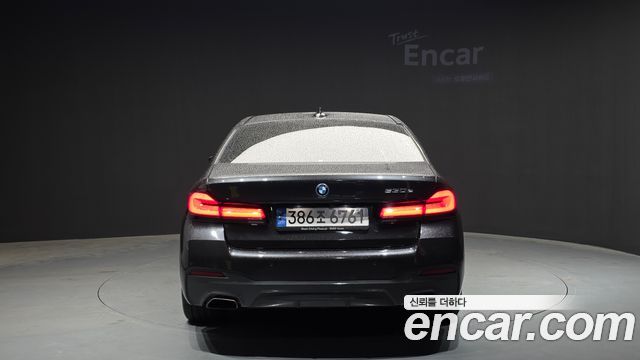 BMW 5-Series 530e M Sport