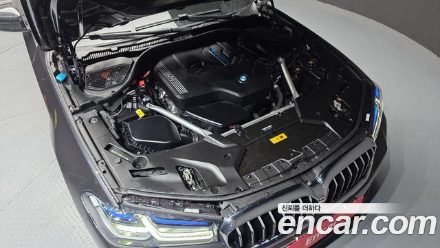 BMW 5-Series 530e M Sport
