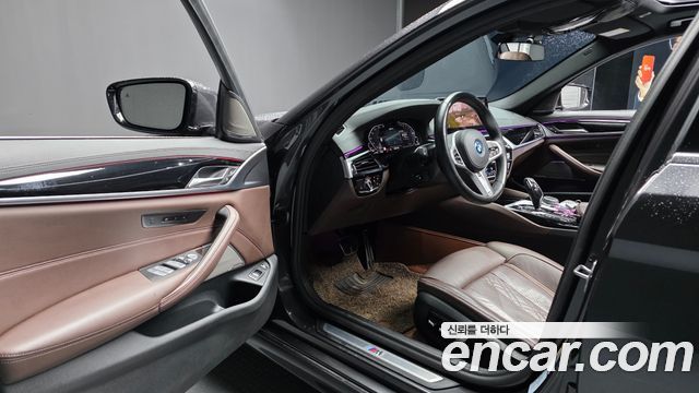 BMW 5-Series 530e M Sport