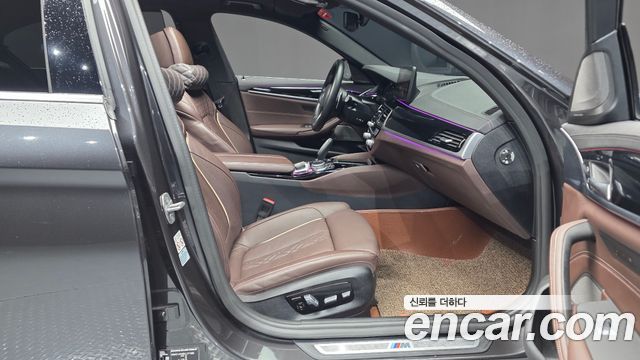 BMW 5-Series 530e M Sport
