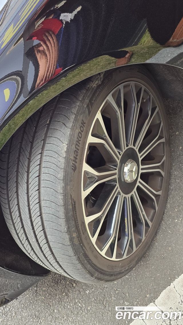 Mercedes-Benz S-Class S560eL