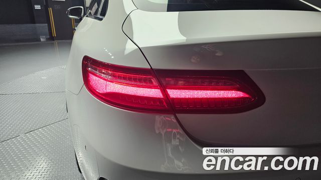 Mercedes-Benz E-Class E220d Coupe