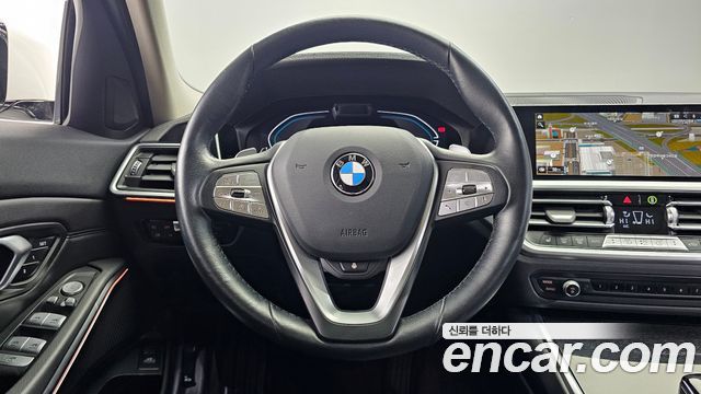 BMW 3-Series 320d Luxury