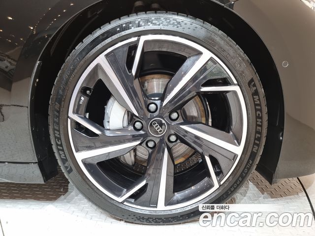 Audi A6 e-Tron Performance S line