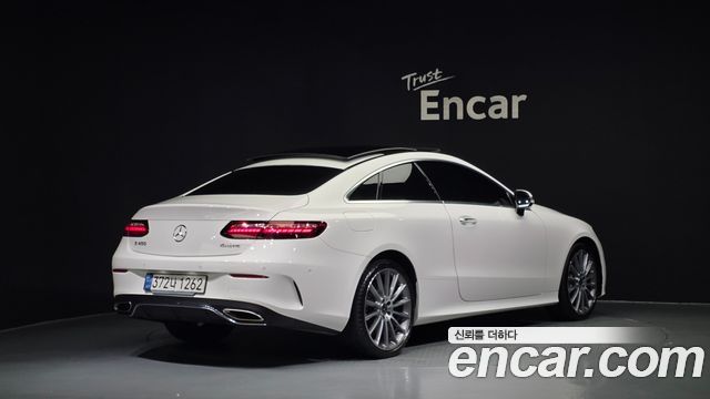 Mercedes-Benz E-Class E450 4MATIC Coupe