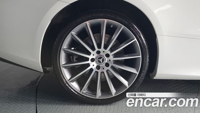 Mercedes-Benz E-Class E450 4MATIC Coupe