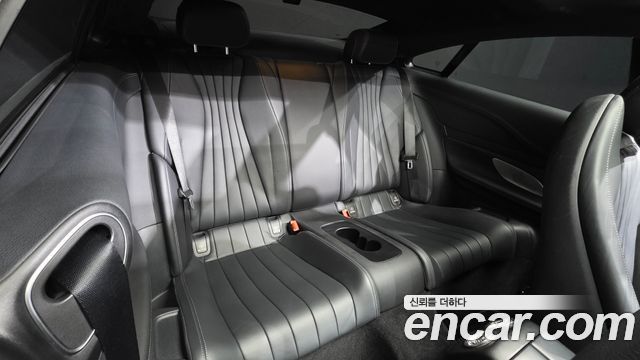 Mercedes-Benz E-Class E450 4MATIC Coupe