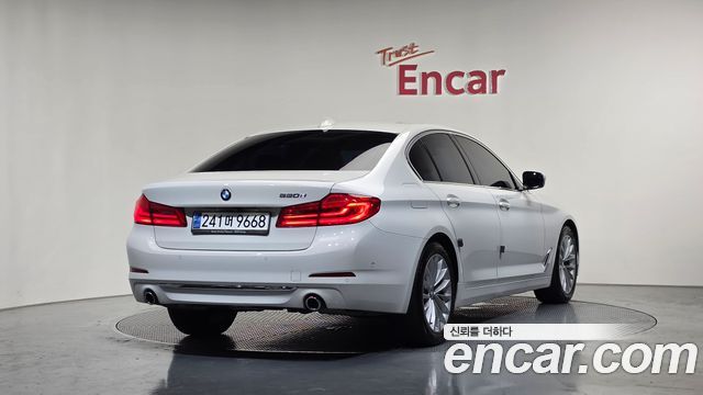 BMW 5-Series 520d Luxury Plus