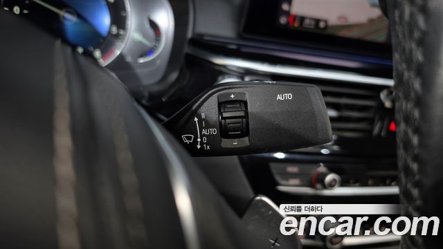 BMW 5-Series 520d Luxury Plus
