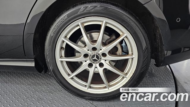 Mercedes-Benz B-Class B200 d