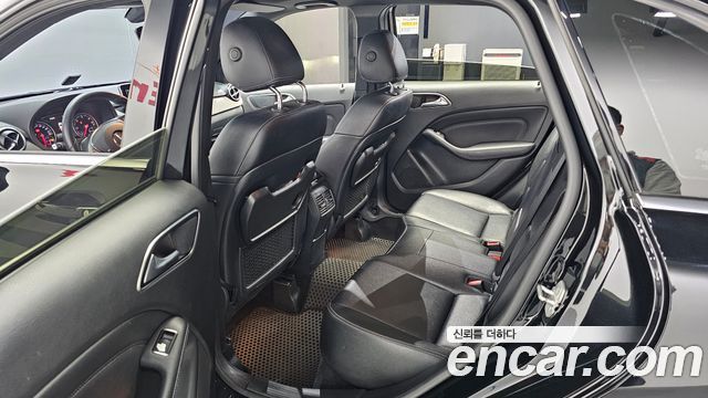 Mercedes-Benz B-Class B200 d