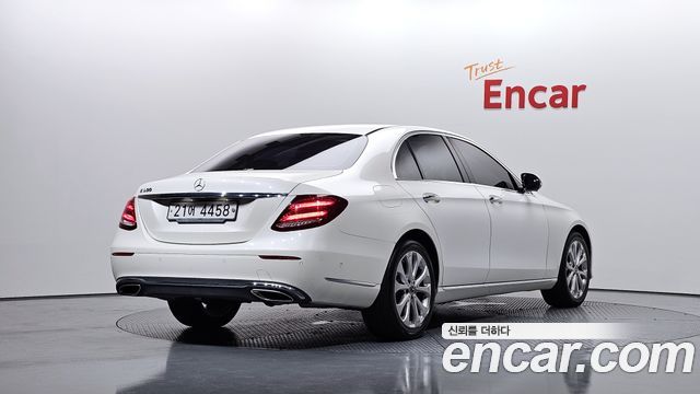 Mercedes-Benz E-Class E300 Exclusive