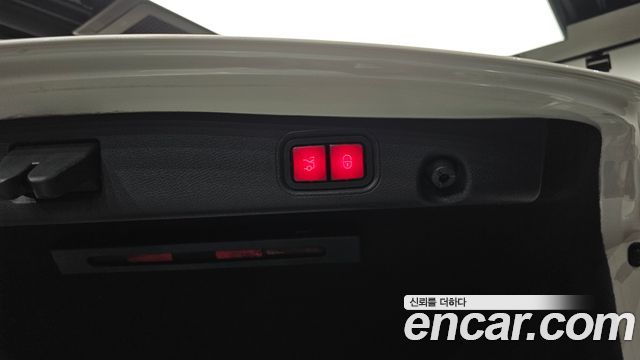 Mercedes-Benz E-Class E300 Exclusive