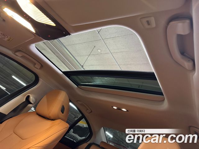 BMW 3-Series 320i