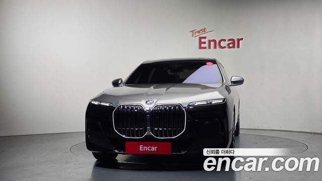 BMW 7-Series 740d xDrive M Sport