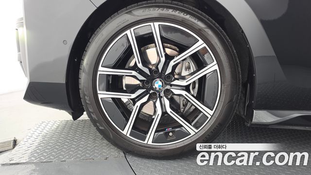BMW 7-Series 740d xDrive M Sport