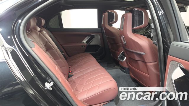 BMW 7-Series 740d xDrive M Sport