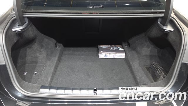 BMW 7-Series 740d xDrive M Sport