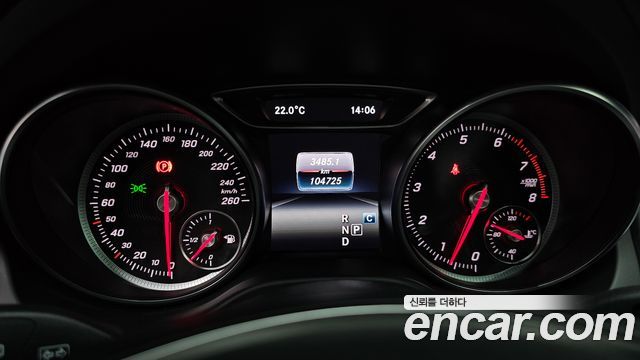 Mercedes-Benz GLA-Class GLA250 4MATIC