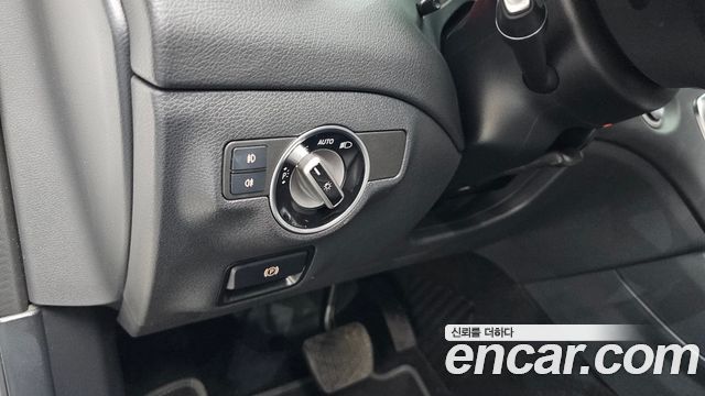 Mercedes-Benz GLA-Class GLA250 4MATIC