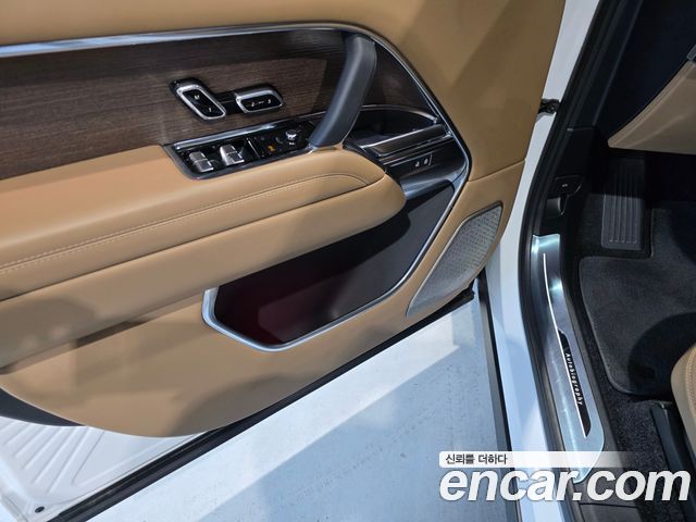 Land Rover Range Rover P530 Autobiography