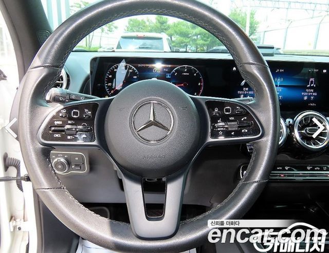 Mercedes-Benz GLB-Class GLB200 d