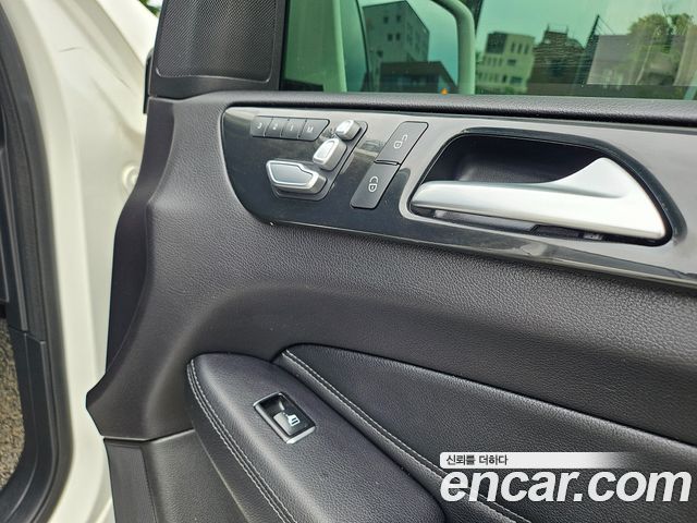 Mercedes-Benz GLE-Class GLE250 d 4MATIC