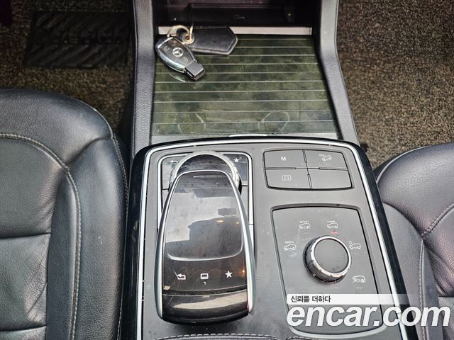 Mercedes-Benz GLE-Class GLE250 d 4MATIC
