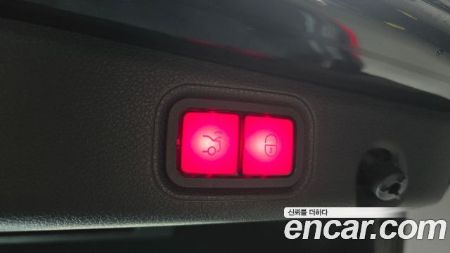 Mercedes-Benz E-Class E300 Exclusive