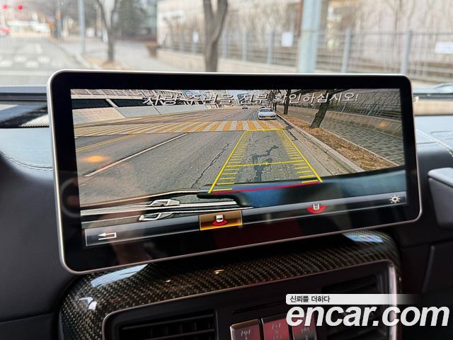 Mercedes-Benz G-Class G500