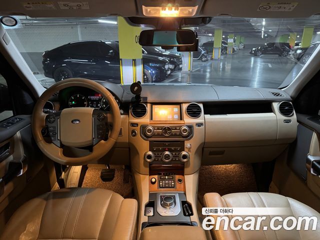 Land Rover Discovery 3.0 SDV6 HSE