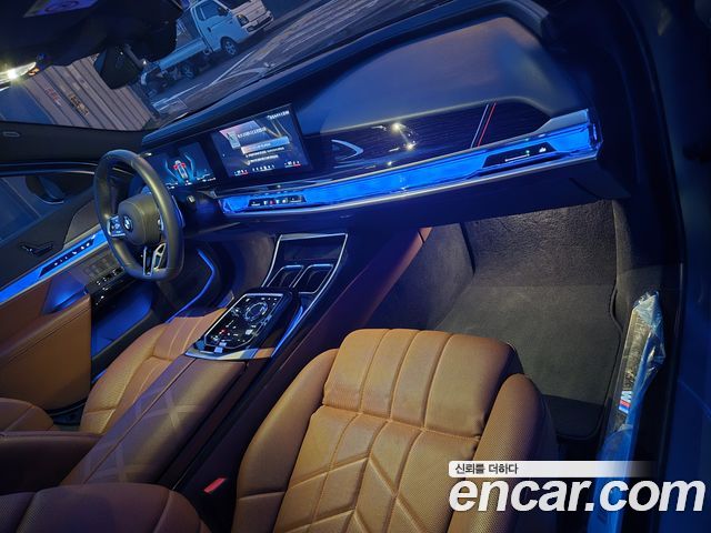 BMW 7-Series 740i xDrive M Sport
