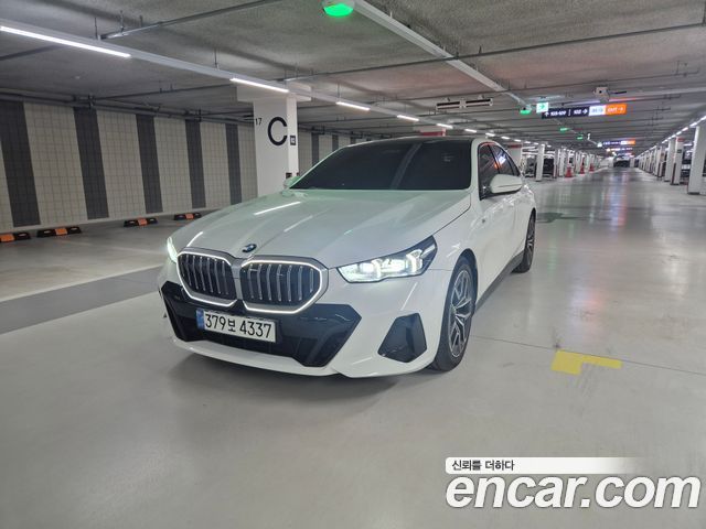 BMW 5-Series 520i M Sport