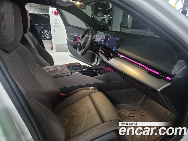 BMW 5-Series 520i M Sport
