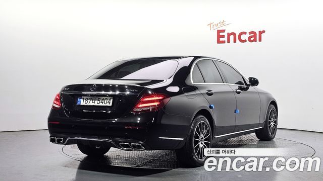 Mercedes-Benz E-Class E300 4MATIC Exclusive