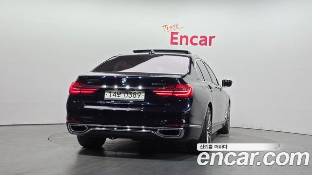 BMW 7-Series 750Li xDrive Vision 100 Edition