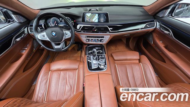 BMW 7-Series 750Li xDrive Vision 100 Edition