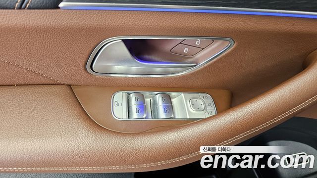 Mercedes-Benz GLE-Class GLE300d 4MATIC