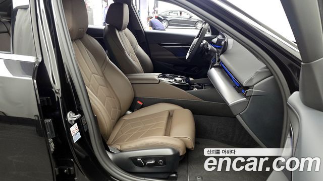 BMW 5-Series 523d