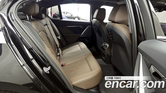 BMW 5-Series 523d