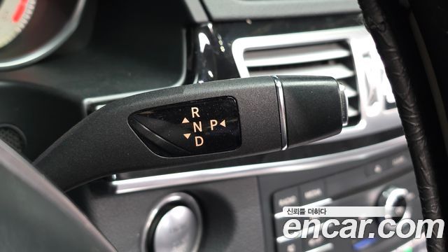 Mercedes-Benz E-Class E220 Bluetec Avantgarde