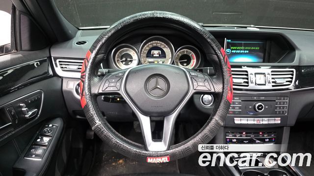 Mercedes-Benz E-Class E220 Bluetec Avantgarde