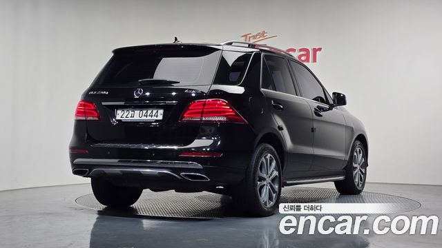 Mercedes-Benz GLE-Class GLE250 d 4MATIC