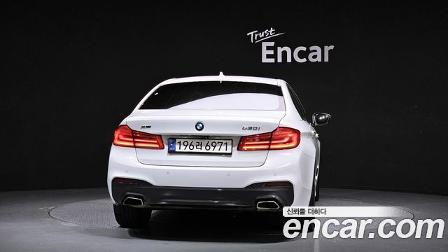BMW 5-Series 530i xDrive M Sport Package Plus