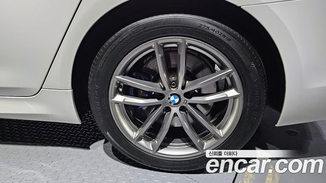 BMW 5-Series 530i xDrive M Sport Package Plus