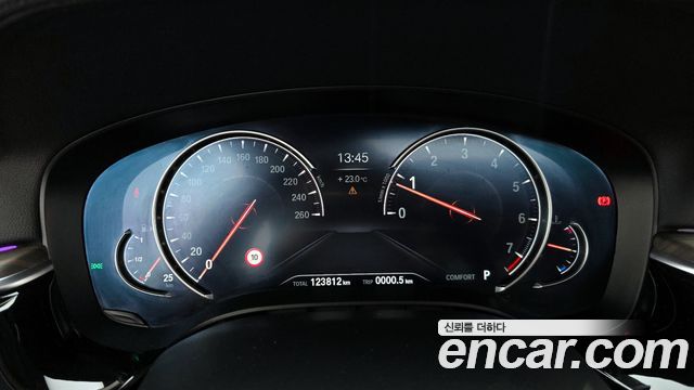 BMW 5-Series 530i xDrive Luxury Plus