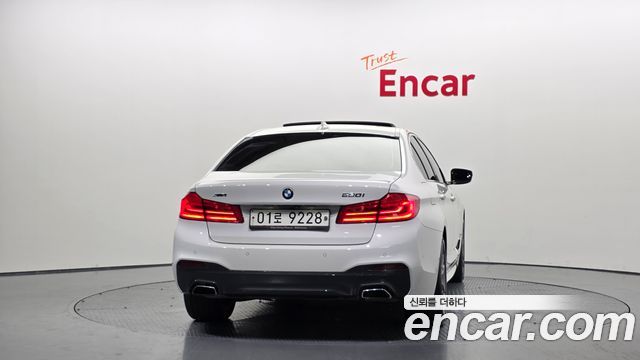 BMW 5-Series 530i xDrive M Sport Package Plus