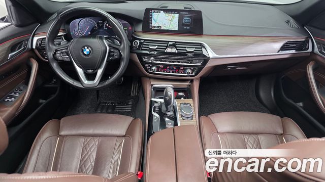 BMW 5-Series 530i xDrive M Sport Package Plus