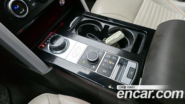 Land Rover Discovery 3.0 TD6 HSE Luxury